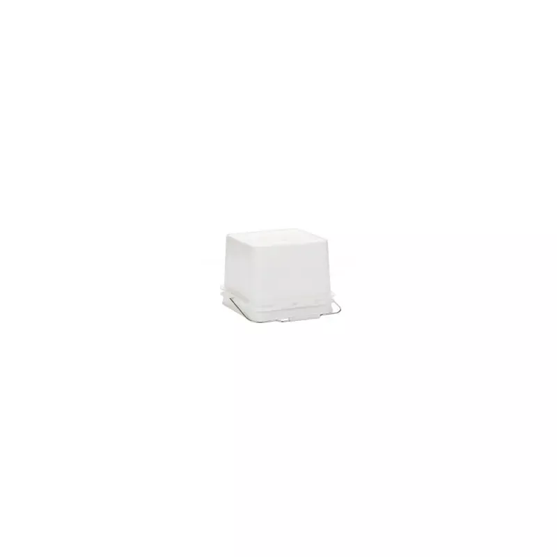 2 Gallon Bucket Feeder
