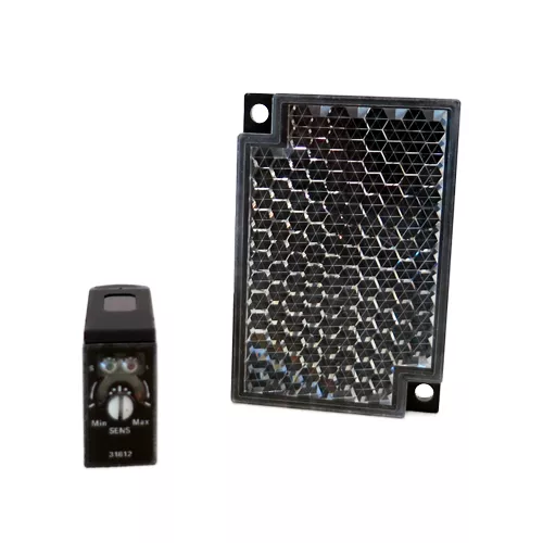 Omron | E3S-AR86 | Photoelectric Sensor