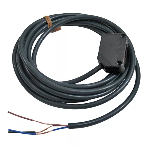Omron | E3Z-L61 2M | Compact Photoelectric Sensor